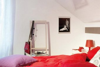 Helles Schlafzimmer für die Eltern