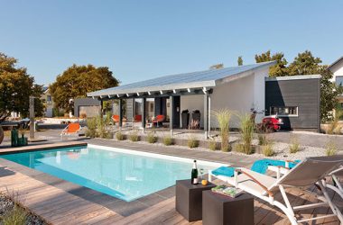 Modulhaus mit Pool als Bungalow